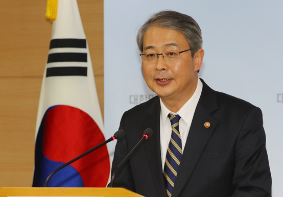 신임 경제부총리로 내정된 임종룡 금융위원장이 2일 오전 서울 세종로 정부서울청사에서 소감을 밝히고 있다.<저작권자(c) 연합뉴스, 무단 전재-재배포 금지> 