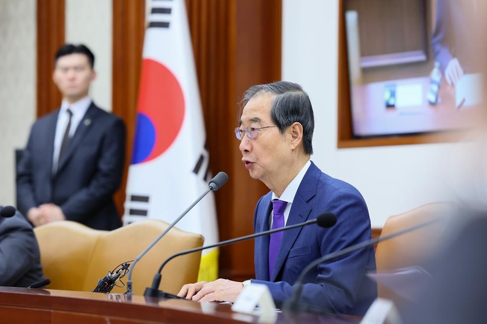 한덕수 국무총리가 30일 서울 종로구 정부서울청사에서 열린 ‘제40회 국정현안관계장관회의’에서 발언하고 있다.