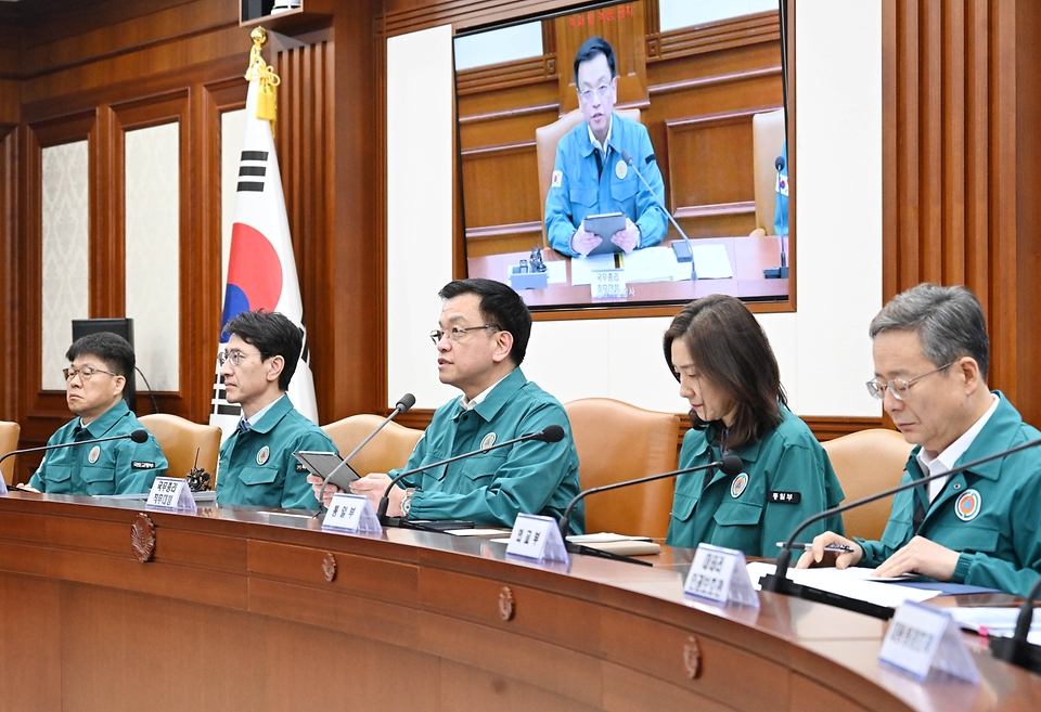 최상목 대통령 권한대행 부총리 겸 기획재정부 장관이 3월 7일 오전 서울 종로구 정부서울청사에서 열린 '제20차 국가테러대책위원회'를 주재, 모두발언을 하고 있다.