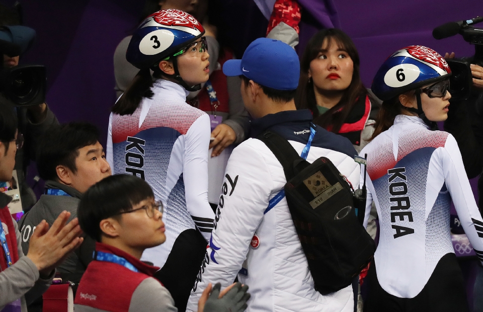 쇼트트랙 여자 1,000m 결승 경기, 한국의 최민정, 심석희 선수  출전