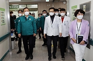 이상민 행안부 장관, 지자체 비상진료체계 현장 점검 사진 3