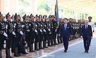 우즈베키스탄 국빈방문 공식환영식 사진 6