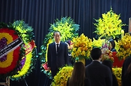 응우옌 푸 쫑 전 베트남 공산당 서기장 장례식 조문 사진 4