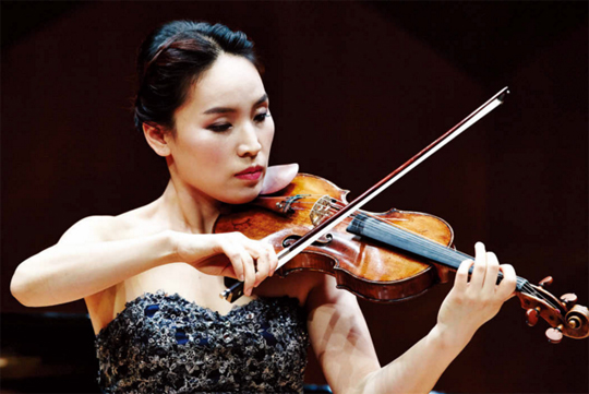 바이올리니스트 박주영 씨는 11월 6일과 12월 4일 서울 꿈의숲아트센터에서 ‘모차르트 바이올린 소나타 전곡 연주회’를 연다.