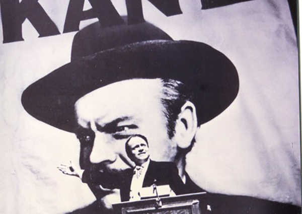 오슨 웰스의 1941년 작품 <시민 케인>은 많은 평론가들과 매체에서 20세기 영화 최고의 걸작을 언급할 때 빠지지 않는 ‘예술영화’다. (영화 스틸=한국영화데이터베이스 http://www.kmdb.or.kr)