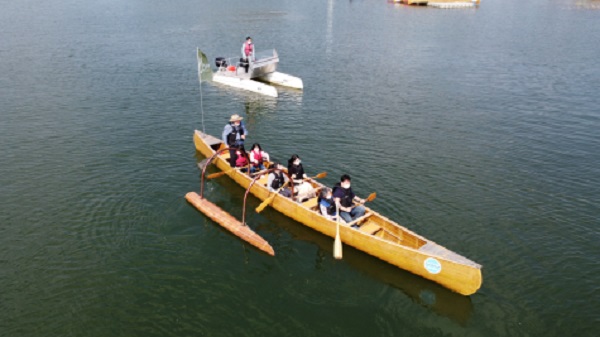 주요 우수 해양관광상품 중 킹카누 체험(물길로) 모습.(사진=해양수산부)