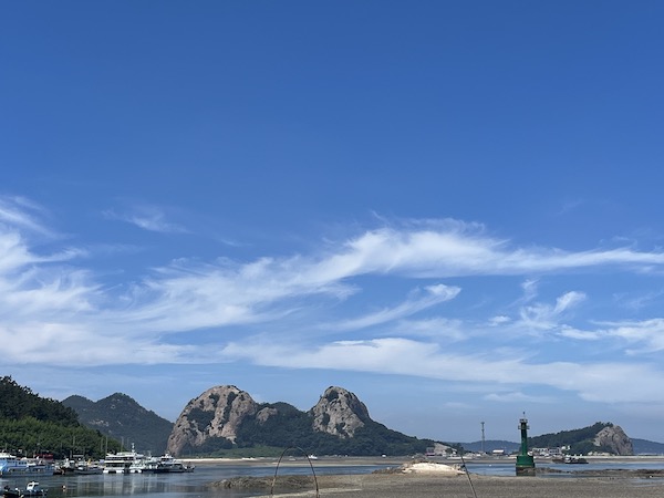 한국관광 100선에 포함된 곳이자, 영외프로그램으로 트래킹이 예정된 고군산군도의 모습.