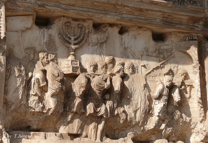 로마로 입성하는 개선 행렬. 예루살렘 성전의 보물들이 보인다.