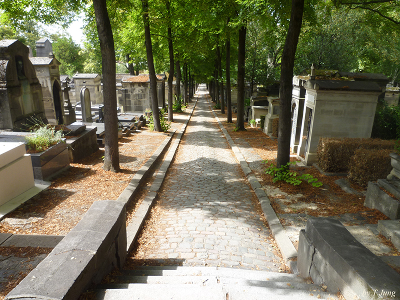 페르 라셰즈 공동묘지의 ‘골목길’.