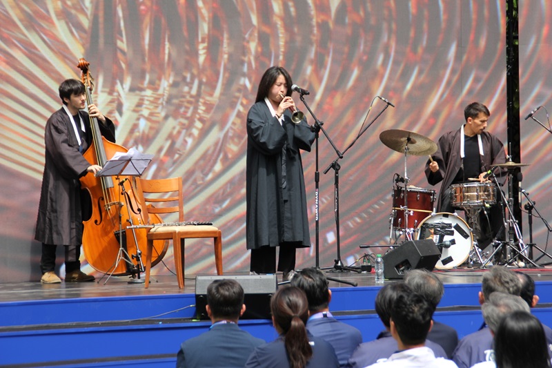 7월 25일 ‘코리아하우스 개관식’ 기념 공연 모습