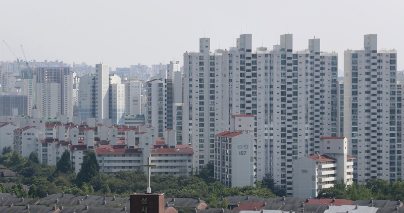 1기 신도시 정비 선도지구 선정계획을 발표한 22일 오후 경기 성남시 분당구에 아파트들이 밀집해 있다.(ⓒ뉴스1, 무단 전재-재배포 금지)