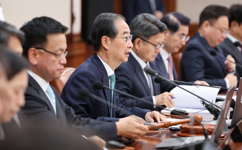 한덕수 국무총리가 5일 서울 종로구 정부서울청사에서 열린 국무회의에서 모두발언을 하고 있다.(ⓒ뉴스1, 무단 전재-재배포 금지)