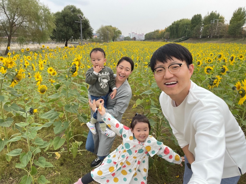 ‘100인의 아빠단’으로 활동 중인 이재홍 멘토와 가족.