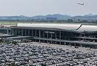 차량들로 가득한 김포공항 주차장.(ⓒ뉴스1, 무단 전재-재배포 금지)