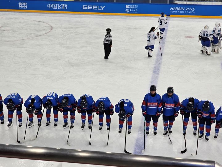 내가 관람했던 경기는 연장전 0-1로 아쉽게 졌다. 하지만 대한민국 남녀 아이스하키 대표팀은 모두 결선에 진출한 상황, 앞으로는 승리만 있길 기원해본다.