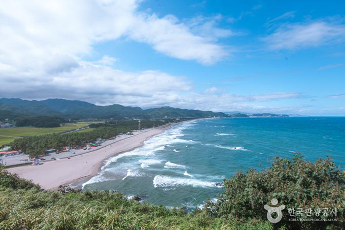 덕봉산 전망대에서 바라본 맹방해변 - 한국관광공사